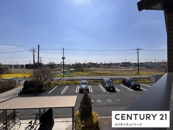 �y���]�z�@