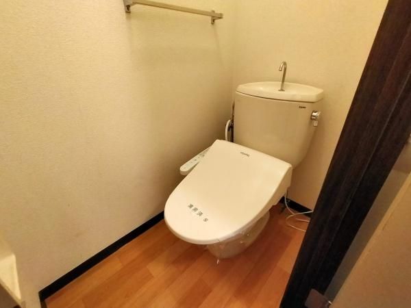 �y�g�C���z�@