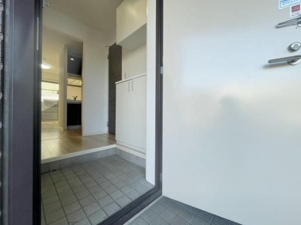 �y�G���g�����X�z�@