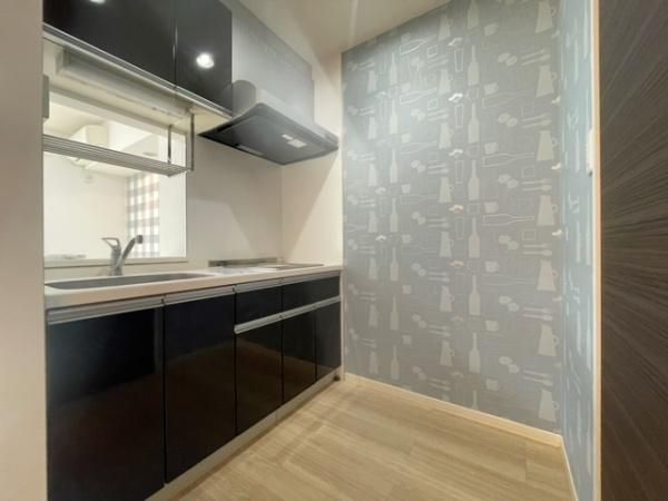 �y�L�b�`���z�@