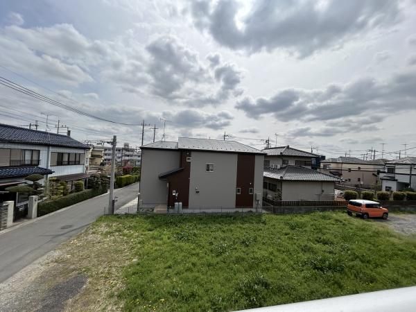 �y���]�z�@