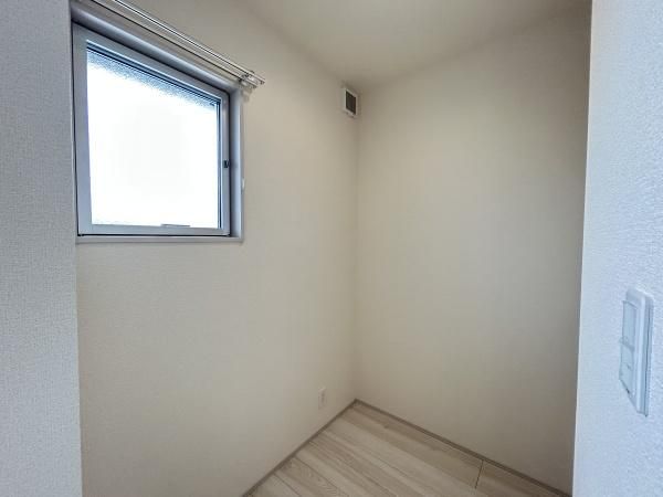 �y���̑��z�@�t���[�X�y�[�X