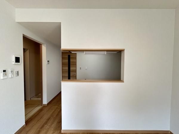 �y�����E���r���O�z�@