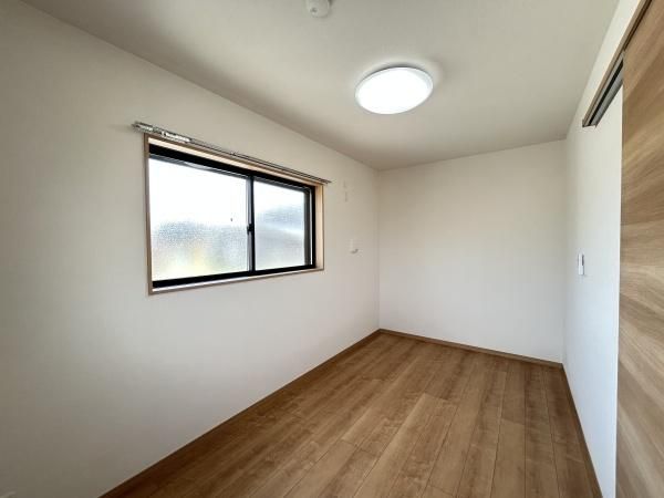 �y���̑������E�X�y�[�X�z�@�m��6��