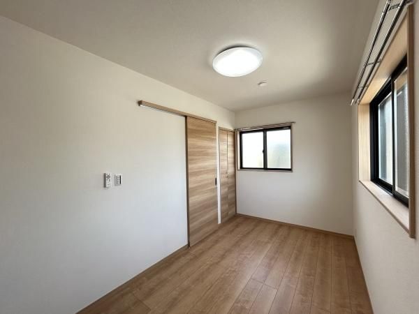 �y�����E���r���O�z�@�m��6��