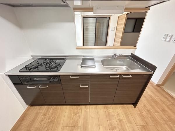 �y�L�b�`���z�@