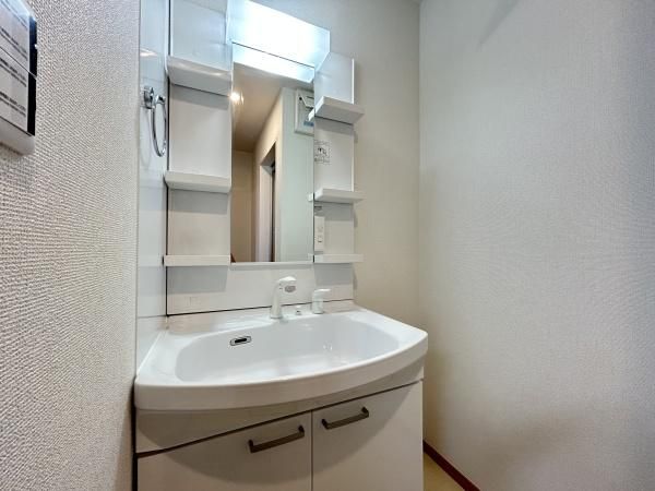 �y���ʏ��z�@