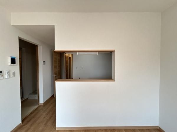 �y�����E���r���O�z�@