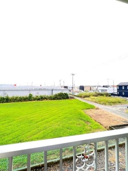 �y���]�z�@