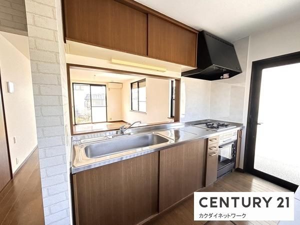 �y�L�b�`���z�@