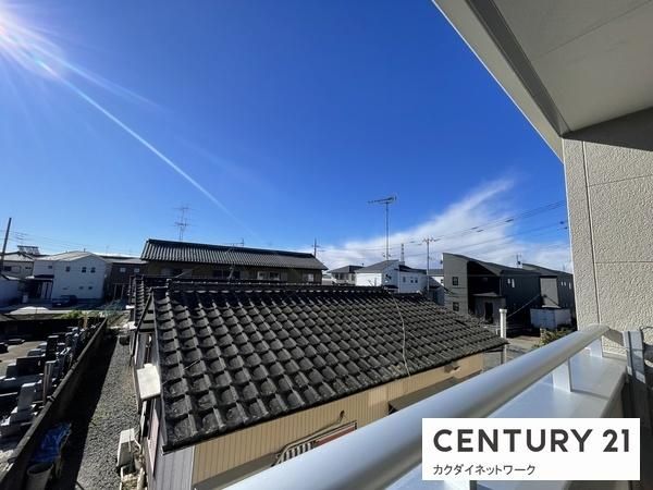 �y���]�z�@