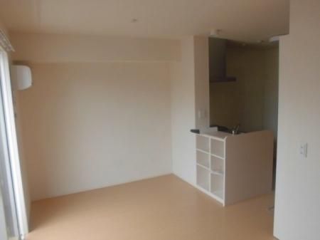 �y�����E���r���O�z�@