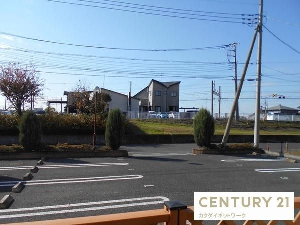 �y���]�z�@