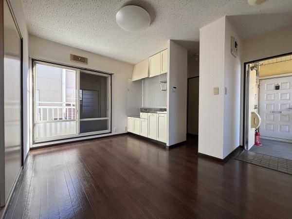 �y�L�b�`���z�@