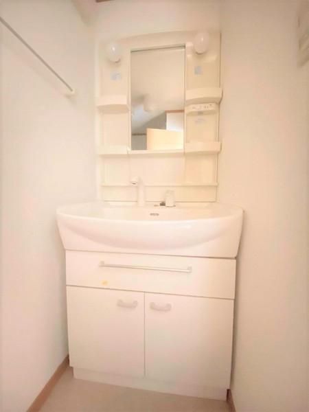 �y���ʏ��z�@