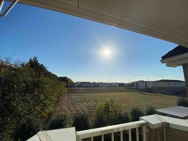 �y���]�z�@