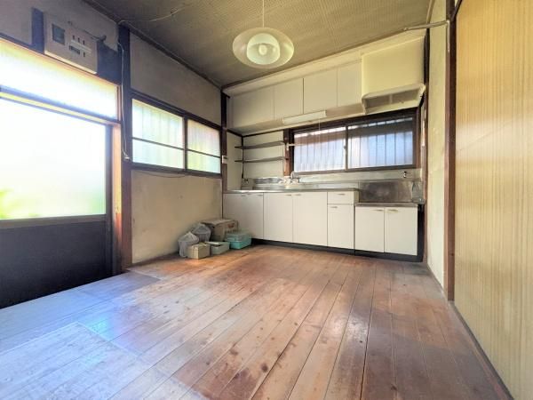 �y�L�b�`���z�@