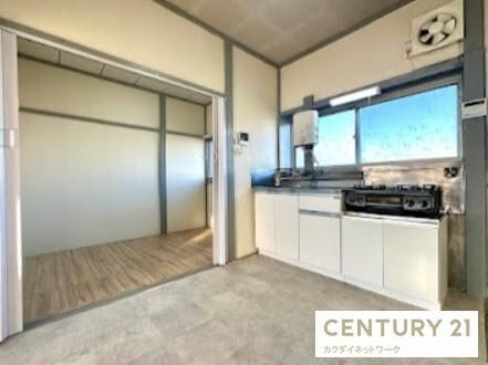 �y�L�b�`���z�@