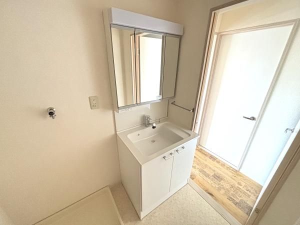 �y���ʏ��z�@