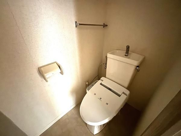 �y�g�C���z�@