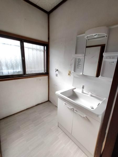 �y���ʏ��z�@