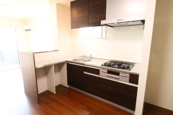 �y�L�b�`���z�@