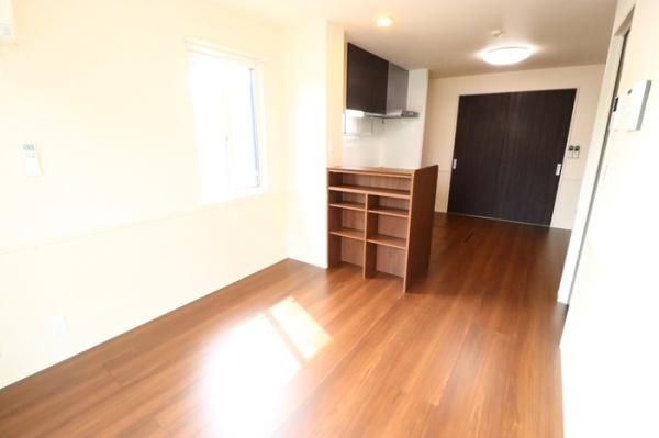 �y�����E���r���O�z�@