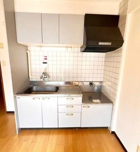 �y�L�b�`���z�@