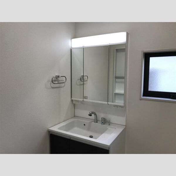 �y���ʏ��z�@