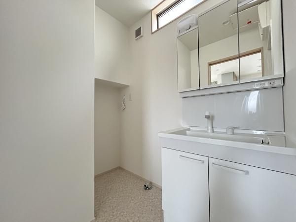 �y���ʏ��z�@