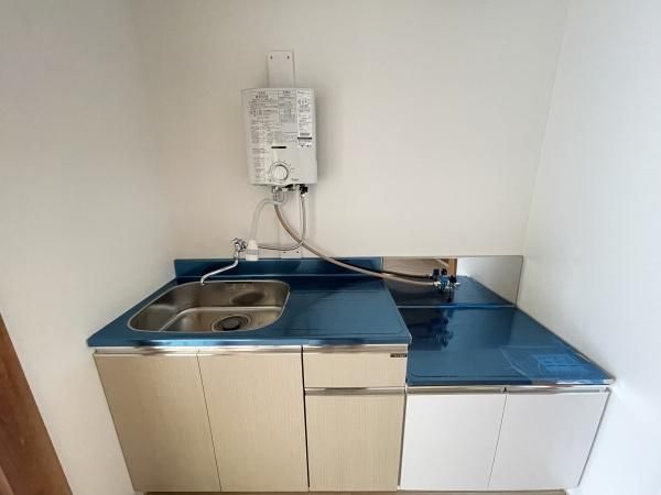 �y�L�b�`���z�@