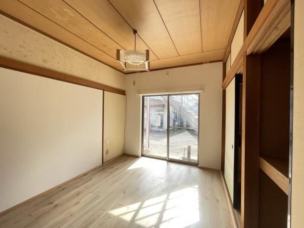 �y���̑������E�X�y�[�X�z�@