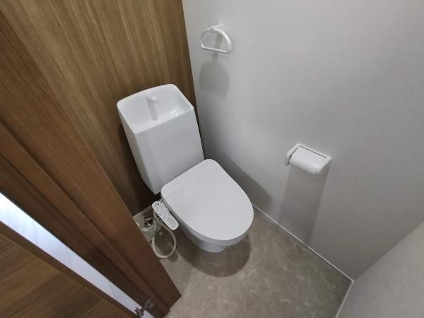 �y�g�C���z�@