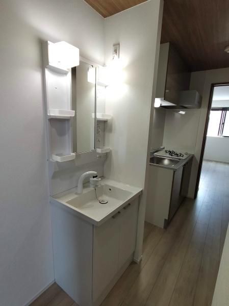 �y���ʏ��z�@