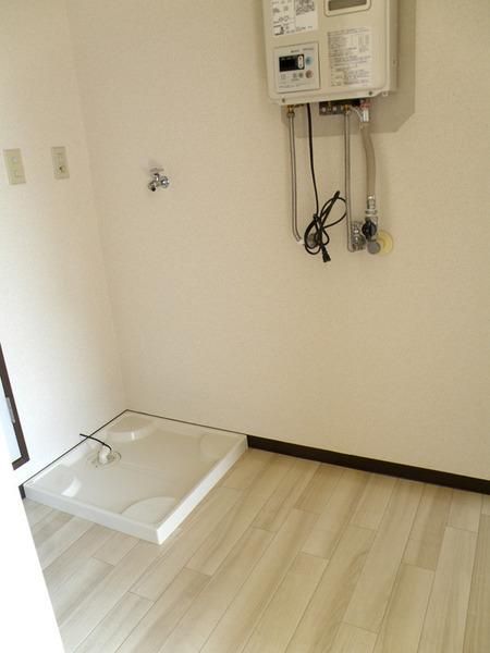 �y���̑��ݔ��z�@