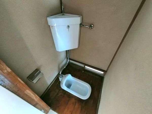 �y�g�C���z�@