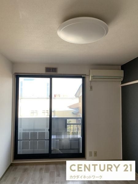 �y���̑��ݔ��z�@