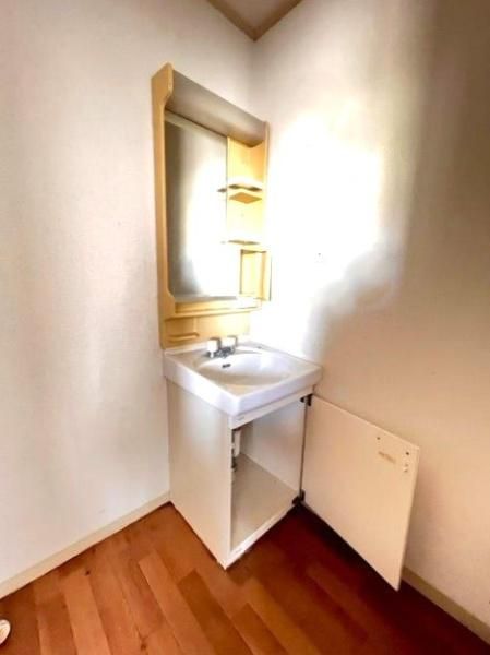 �y���ʏ��z�@