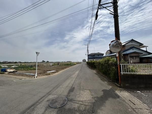 �y���]�z�@