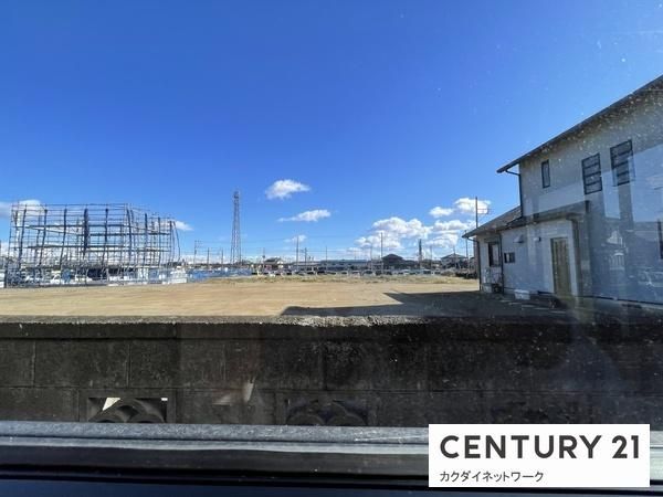 �y���]�z�@