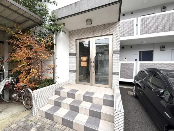 �y�G���g�����X�z�@