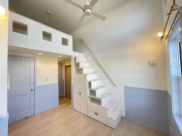 �y�����E���r���O�z�@