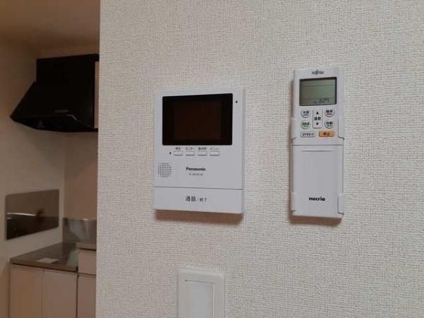 �y���̑��ݔ��z�@