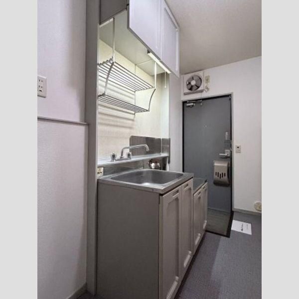 �y�L�b�`���z�@