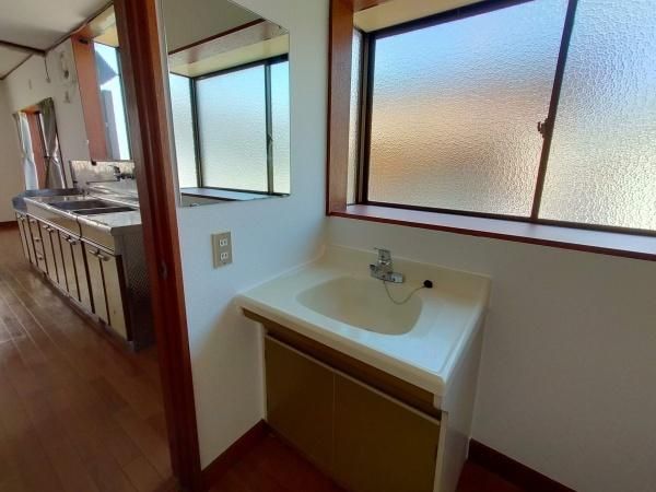 �y���ʏ��z�@