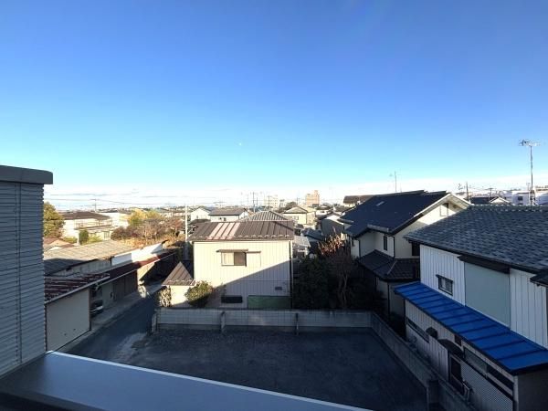 �y���]�z�@