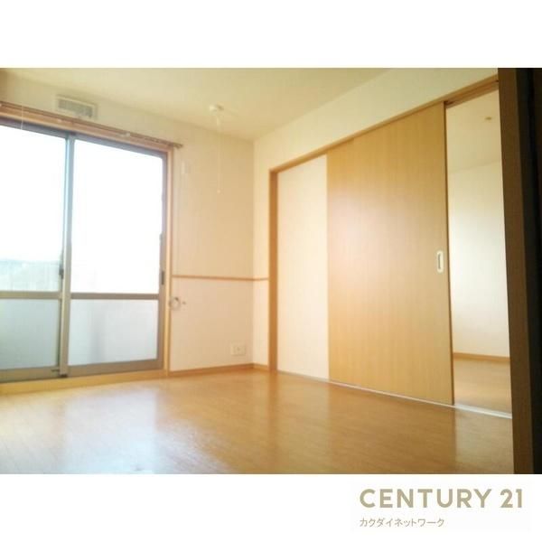 �y�����E���r���O�z�@