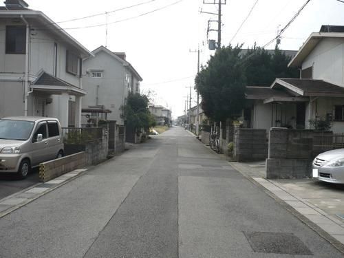 �y���]�z�@