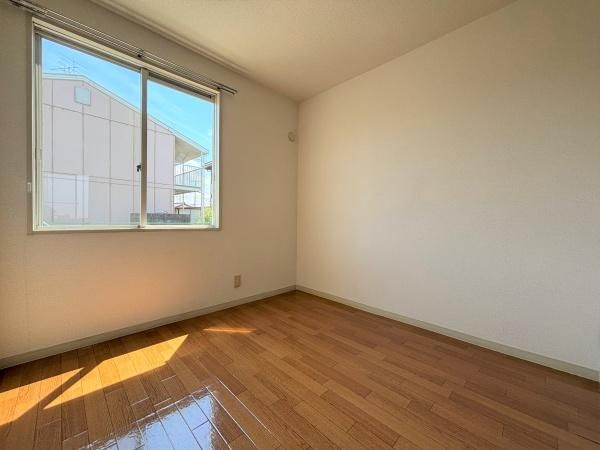 �y���̑������E�X�y�[�X�z�@