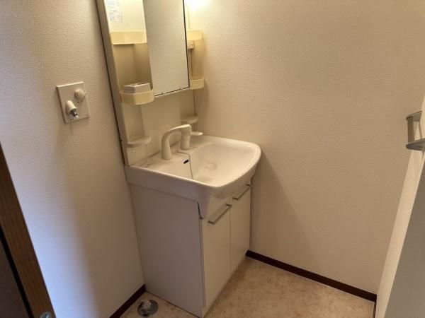 �y���ʏ��z�@